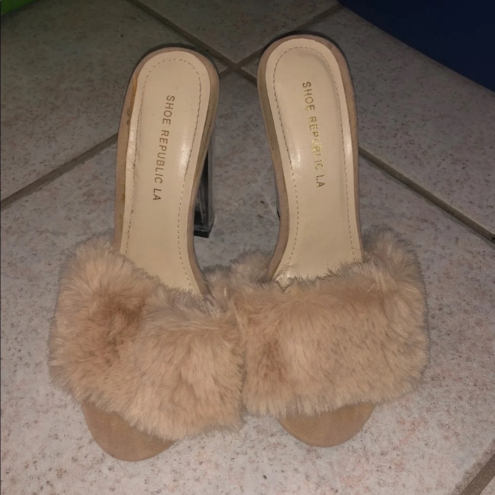 Fur heels
